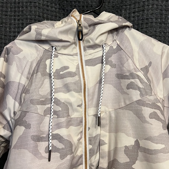 686 Women's Athena Jacket - Picture 5 of 13